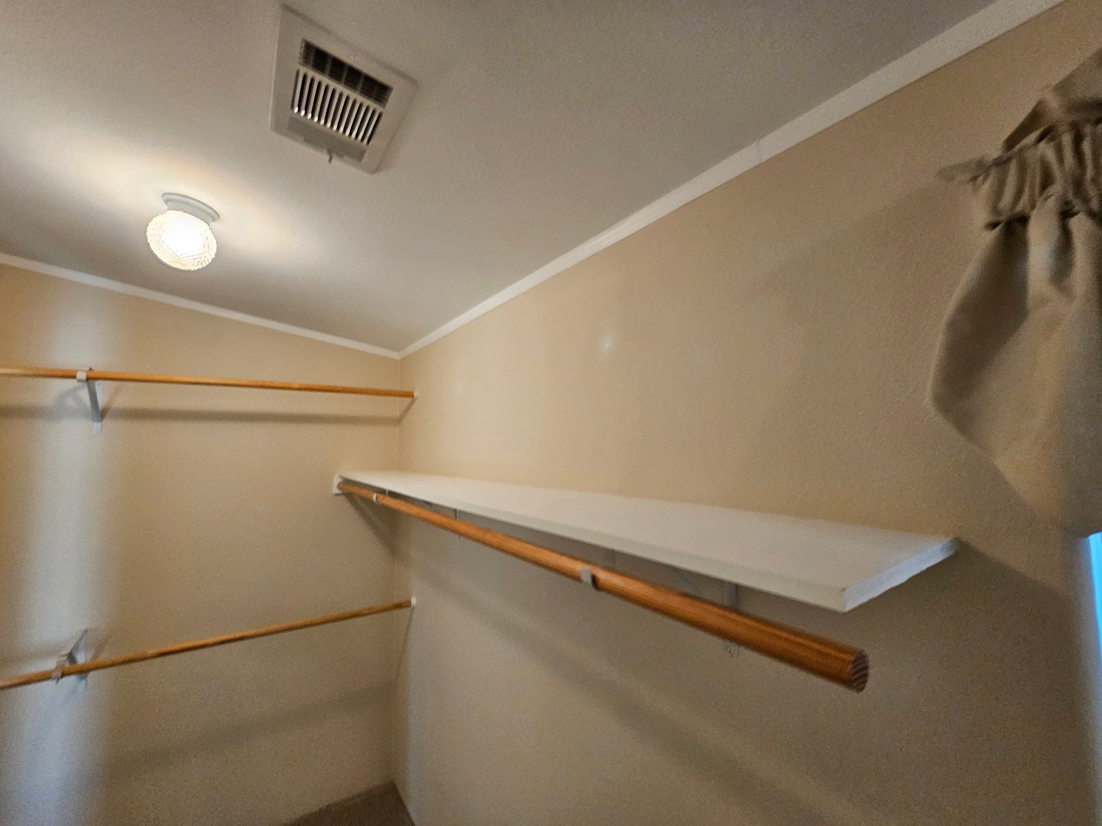 Interior painting project gallery - Project 136 - Image 18